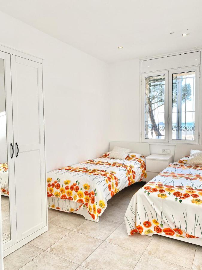Appartement Devant La Plage Roses Exterior foto