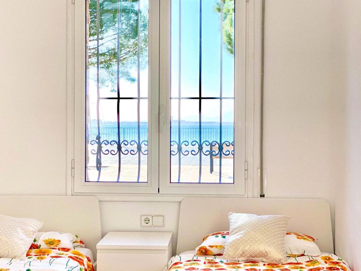 Appartement Devant La Plage Roses Exterior foto
