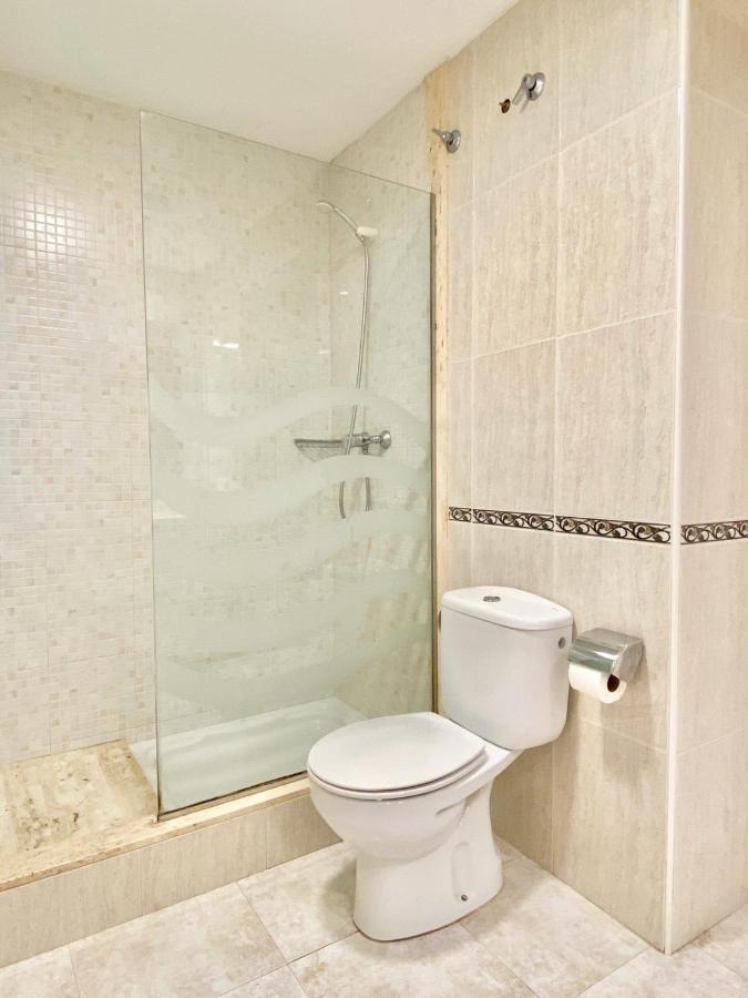 Appartement Devant La Plage Roses Exterior foto