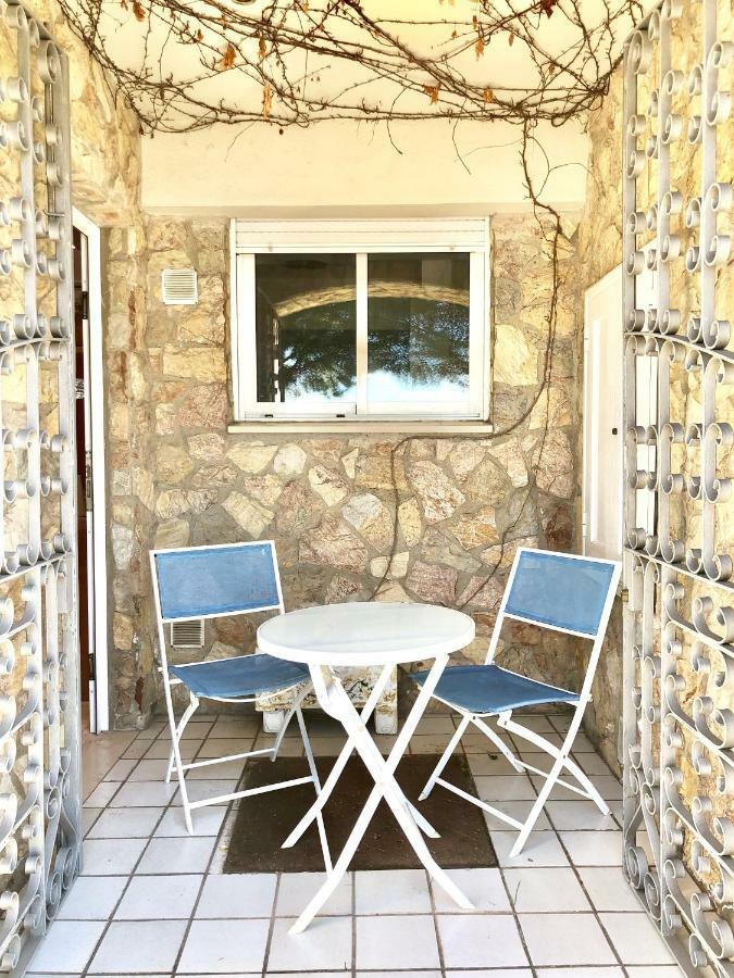 Appartement Devant La Plage Roses Exterior foto